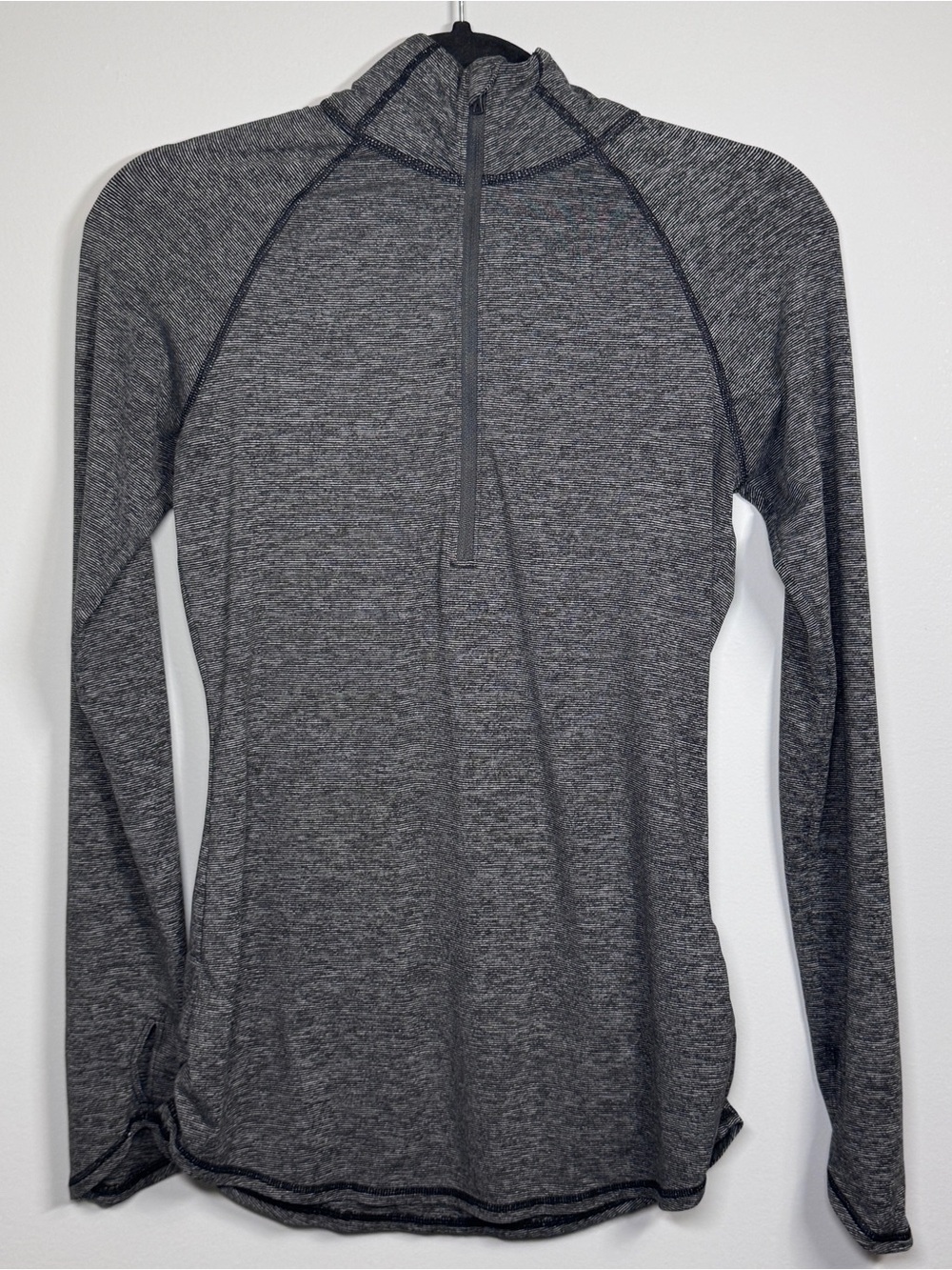 The North Face Women's Heather Charcoal Quarter-Zip Long Sleeve Top
